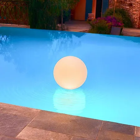 Daire Azulik Corsica