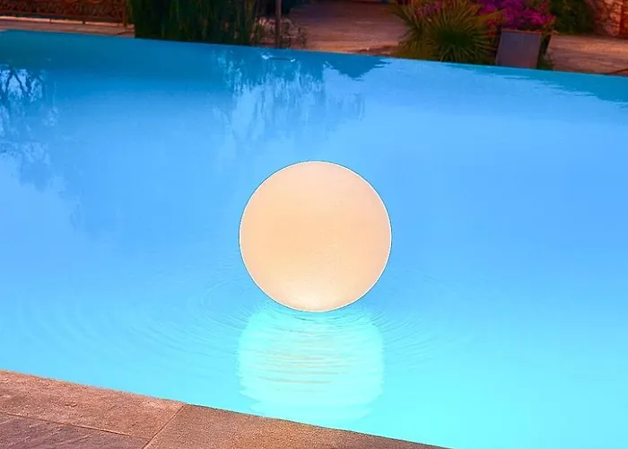 Daire Azulik Corsica